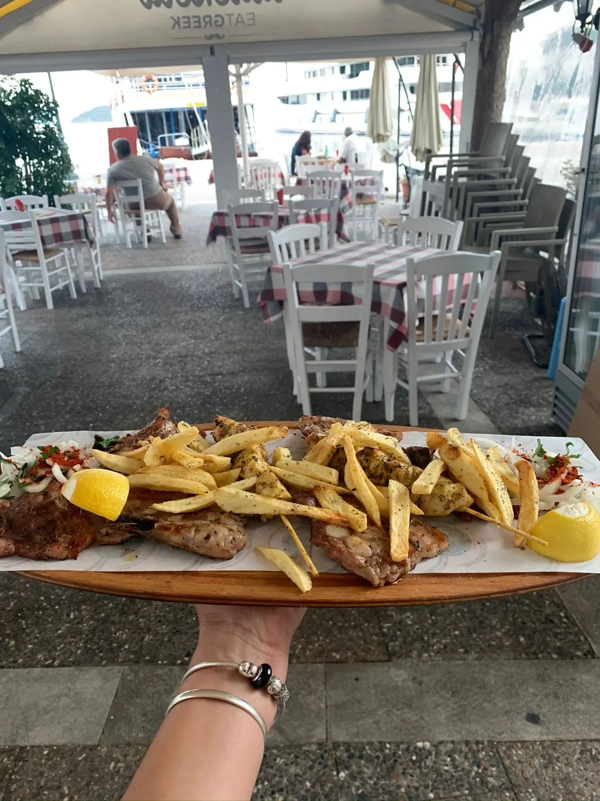 Ladokola grill house tavern skiathos mix grill plate